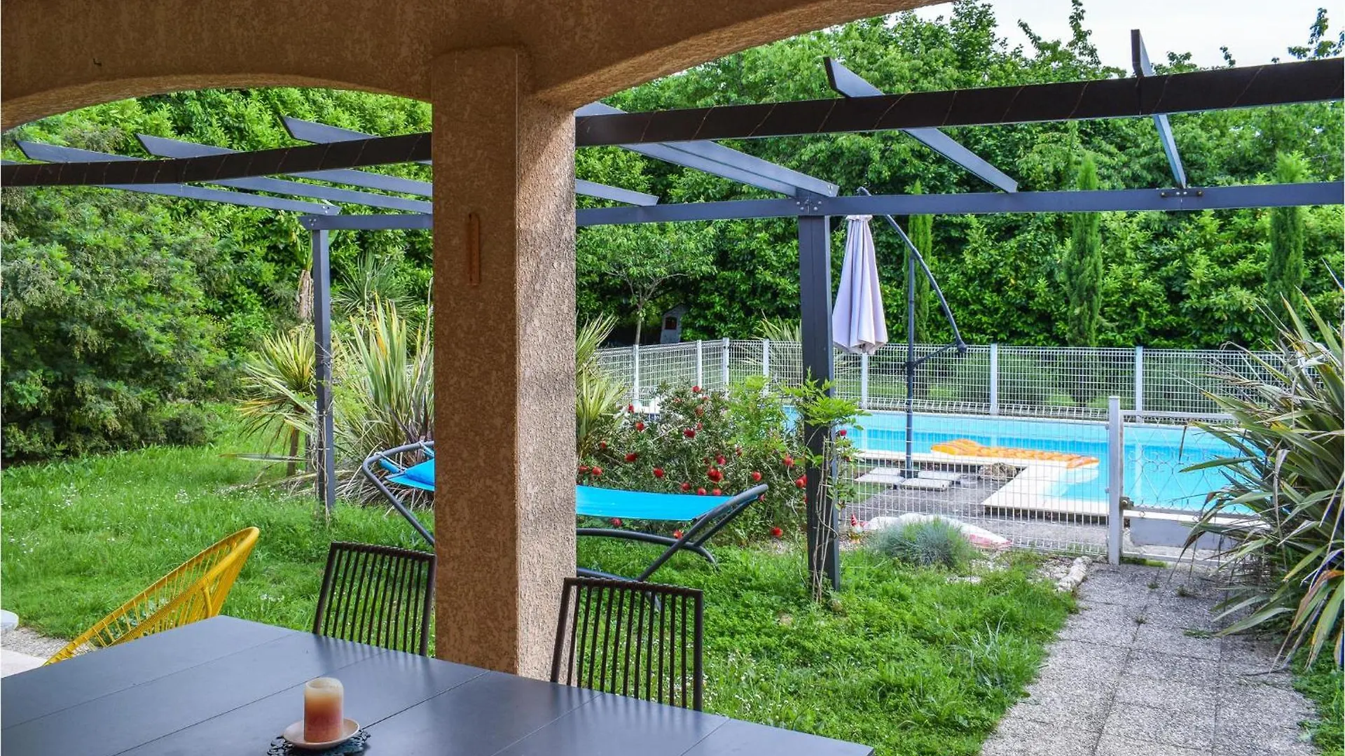 Awesome Home In Beraut With Wifi 0*,  France